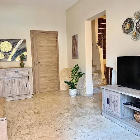 Serenity House Apartment