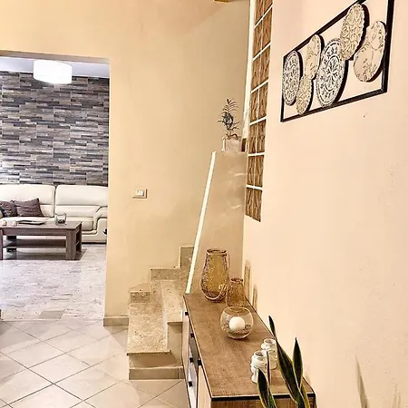 Serenity House Apartment *